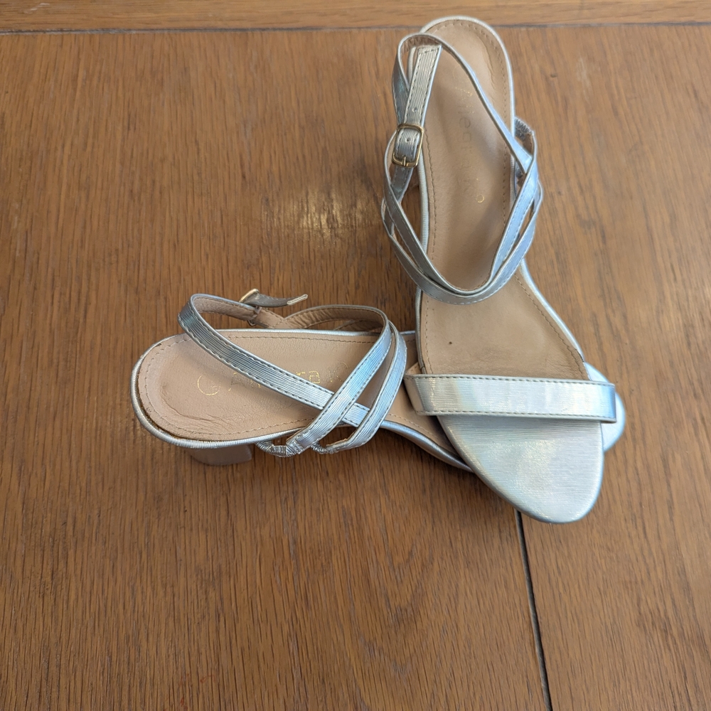 Set Of 3  Women's Heeled Sandals US 10. Pre Owned - Picture 4 of 8